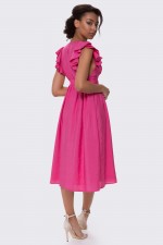 Платье розовое с воланами